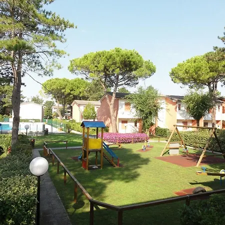Apartament Bright Flat In A With Shared Pool Bibione