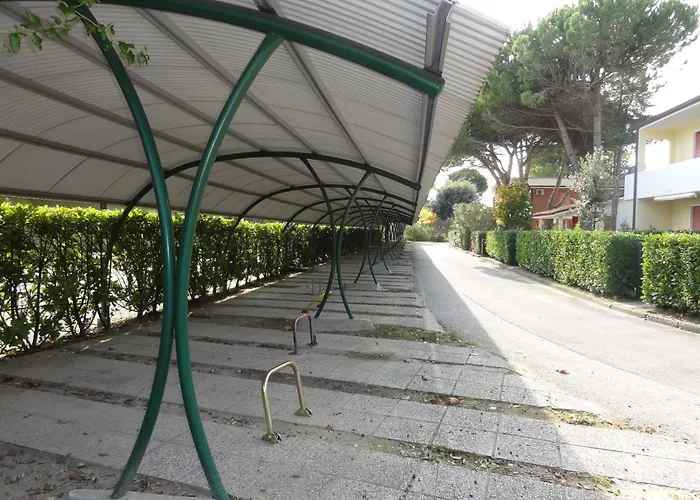 Apartment Bright Flat In A With Shared Pool