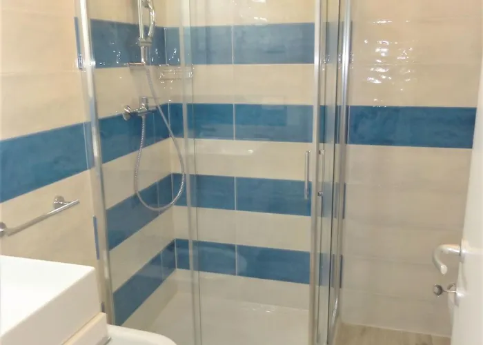 Daire Bright Flat In A With Shared Pool